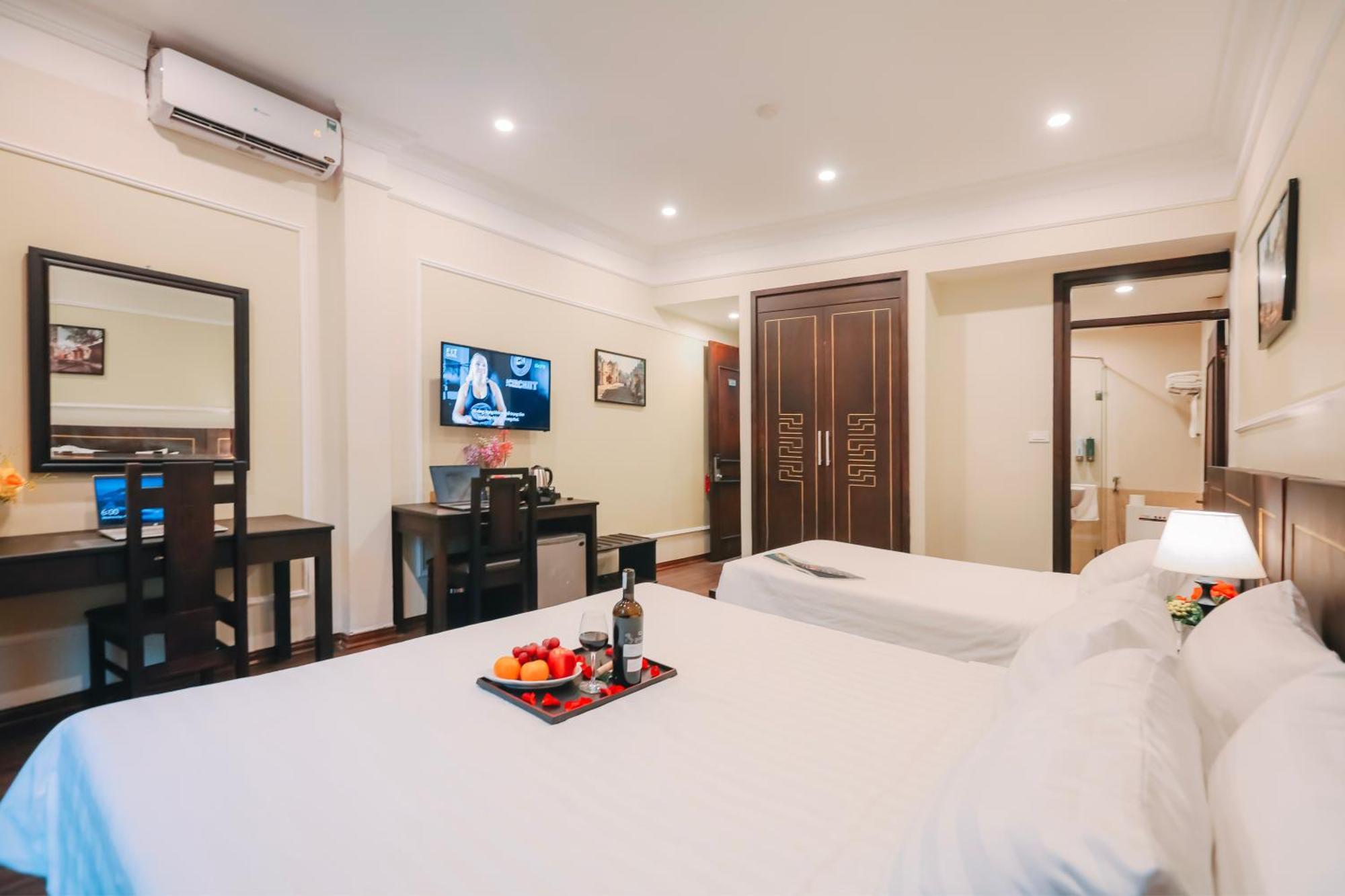Ha Noi Lake View Hotel & Travel Hanói Exterior foto